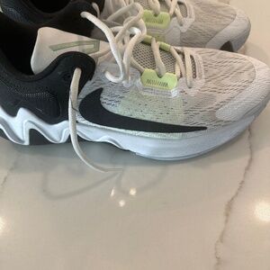 Nike men’s sneakers size 8.5.
